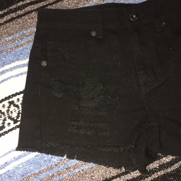 Back high waisted Mudd shorts - Picture 4 of 4